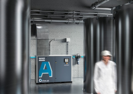 AQ water spray screw oil-free compressor